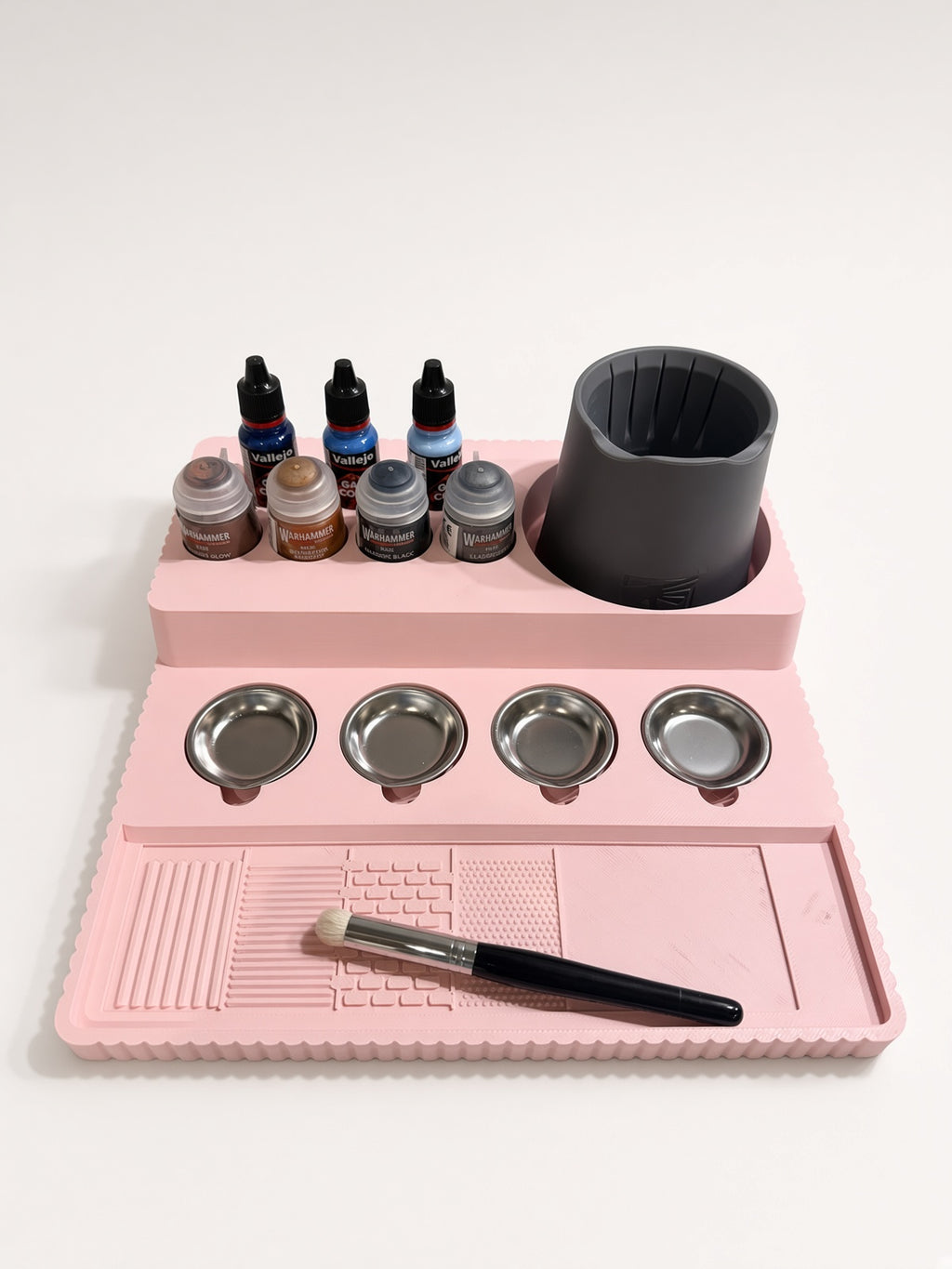 Painting Tray Pro XL full setup with brush cup