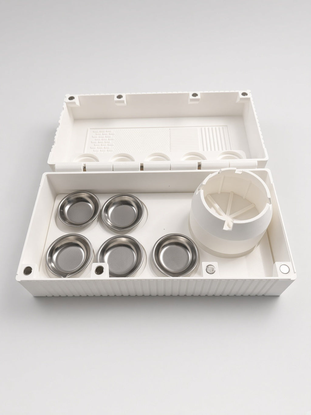 Open angle — steel mixing dishes